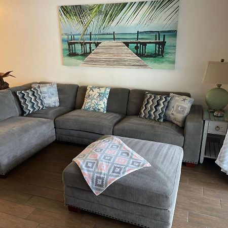 Beautiful Bright & Sparkling 2Bed 1Bath Beach Retreat - Unit 212 Cocoa Beach Bagian luar foto
