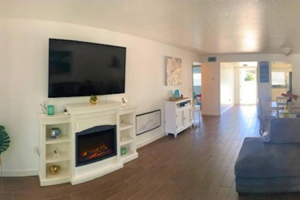 Beautiful Bright & Sparkling 2Bed 1Bath Beach Retreat - Unit 212 Cocoa Beach Bagian luar foto